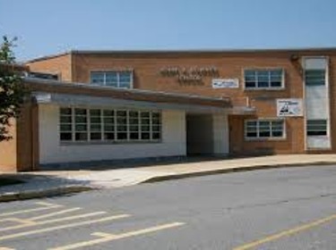   The front of Downes Elementary School in Newark, DE.